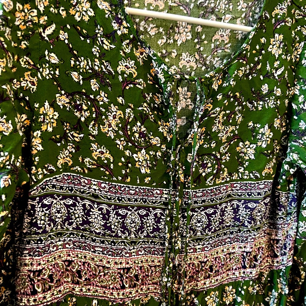 Green luxology dress mid calf